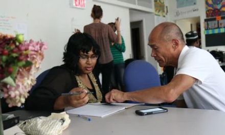 TO DO AND TO TEACH: WHEN TEACHING IS NOT ENOUGH